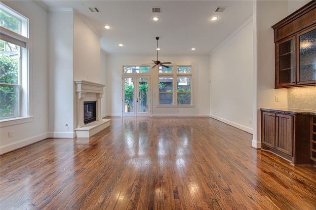 6520 Rodrigo Street, Houston, TX 77007