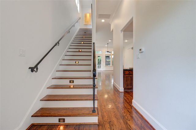 6520 Rodrigo Street, Houston, TX 77007