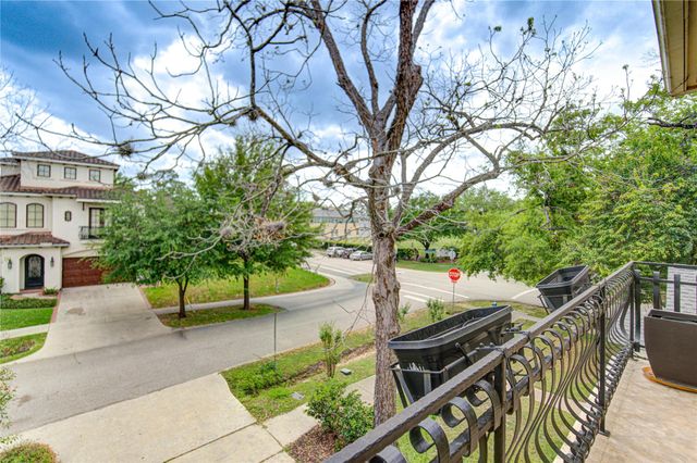 6520 Rodrigo Street, Houston, TX 77007