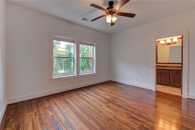 6520 Rodrigo Street, Houston, TX 77007