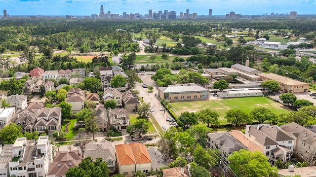 6520 Rodrigo Street, Houston, TX 77007