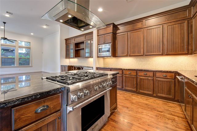 6520 Rodrigo Street, Houston, TX 77007