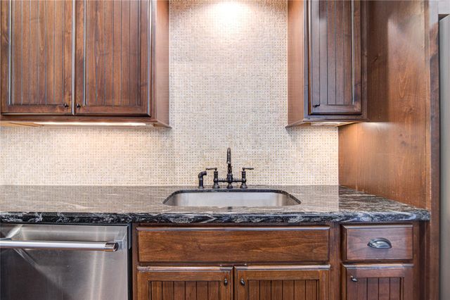 6520 Rodrigo Street, Houston, TX 77007