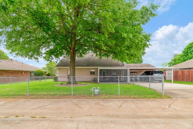 4115 Misty Lane, Paris, TX 75462