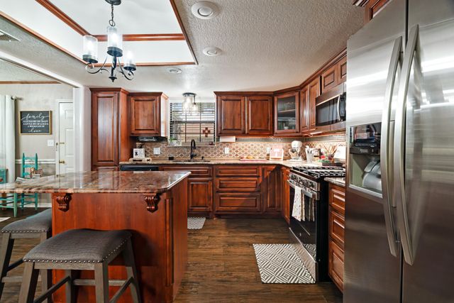 4115 Misty Lane, Paris, TX 75462