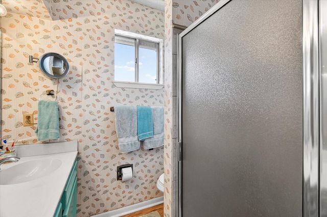 427 Tahiti Road, Tiki Island, TX 77554