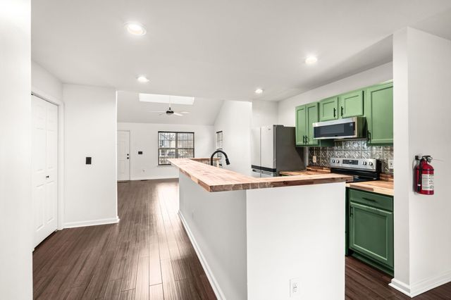 1904 Terragon Ct, Antioch, TN 37013