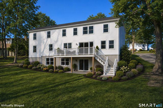 101 Applegate Road, Fairfield, CT 06824