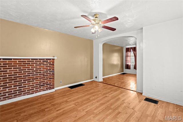 610 Jackson Street, St Louis, MO 63147
