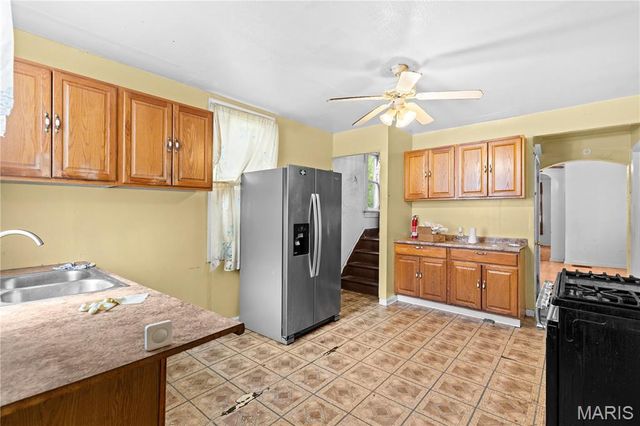 610 Jackson Street, St Louis, MO 63147