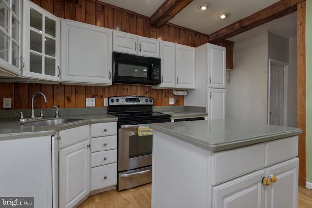 19 S ARLENE ST, Harrisburg, PA 17112