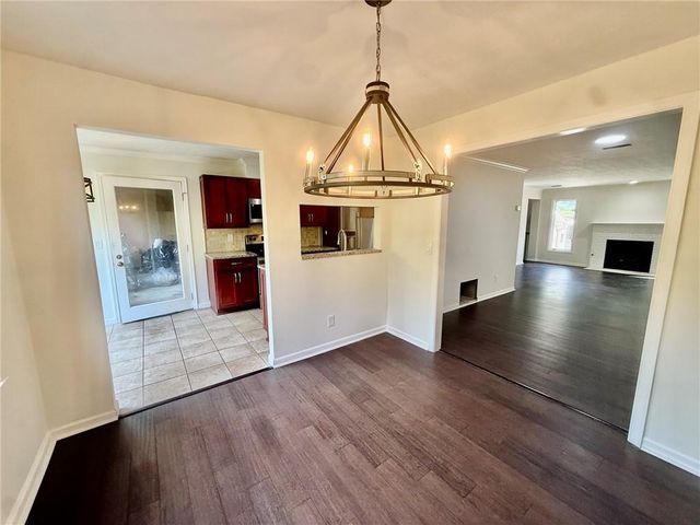 11 Saint Claire Lane NE, Atlanta, GA 30324