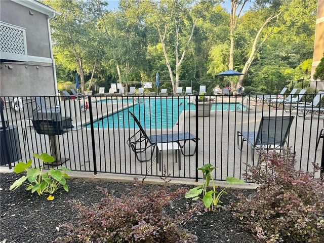 11 Saint Claire Lane NE, Atlanta, GA 30324