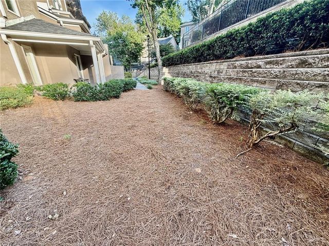 11 Saint Claire Lane NE, Atlanta, GA 30324