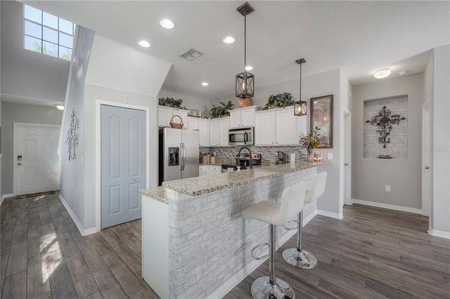 20319 STARFINDER WAY, Tampa, FL 33647