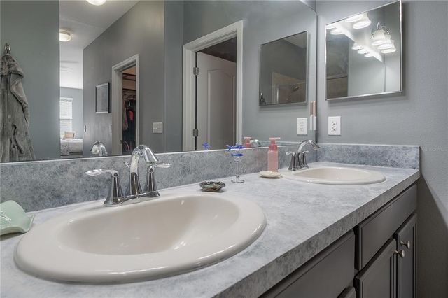 20319 STARFINDER WAY, Tampa, FL 33647