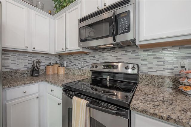 20319 STARFINDER WAY, Tampa, FL 33647