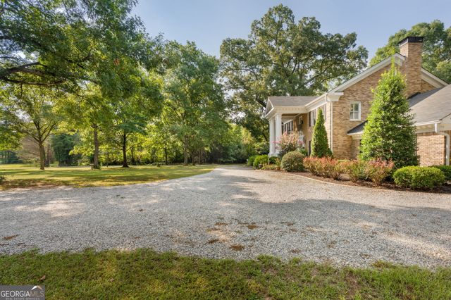 2100 Davis Academy Road, Rutledge, GA 30663