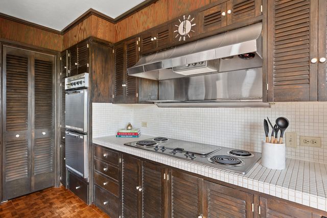 1188 Windwood Lane, Woodway, TX 76712