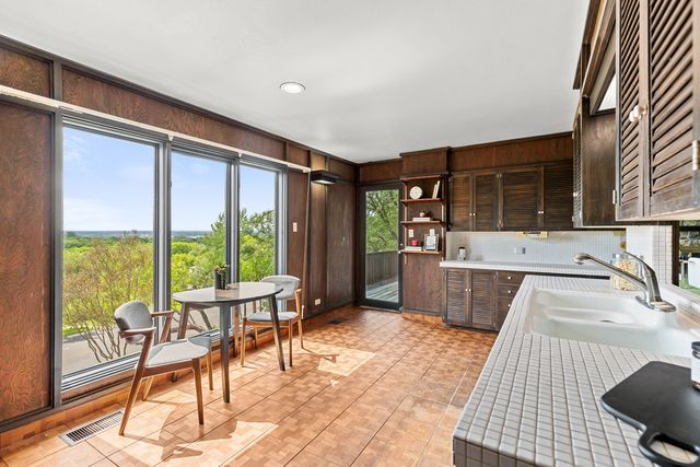 1188 Windwood Lane, Woodway, TX 76712