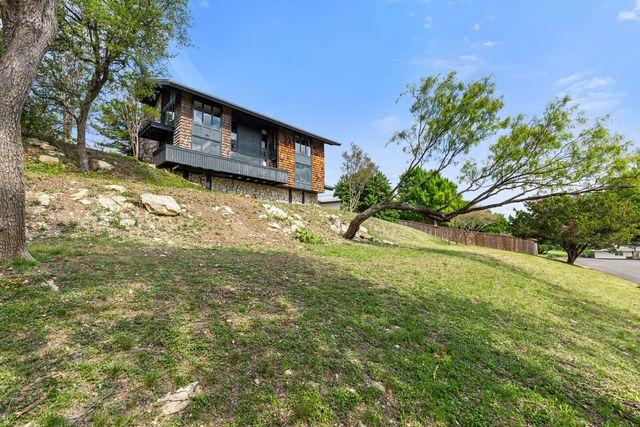 1188 Windwood Lane, Woodway, TX 76712