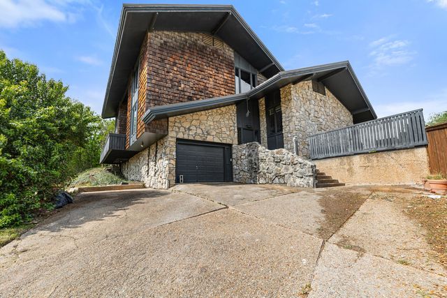 1188 Windwood Lane, Woodway, TX 76712