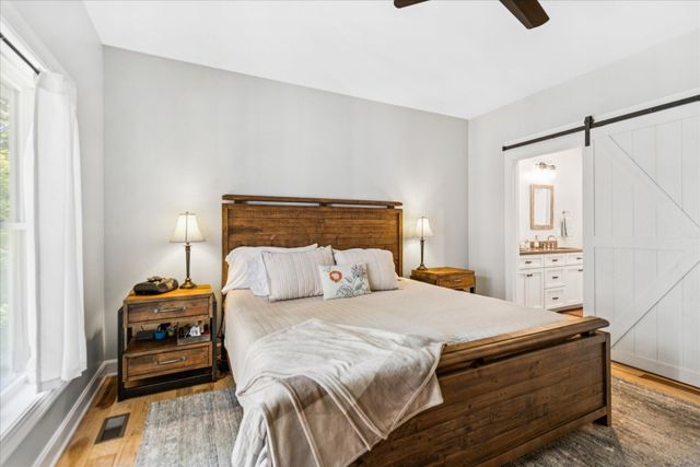 972 Sauk Lane, Hide A Way Hills, OH 43107