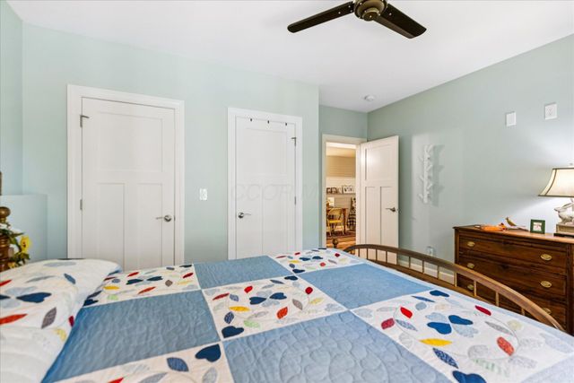 972 Sauk Lane, Hide A Way Hills, OH 43107