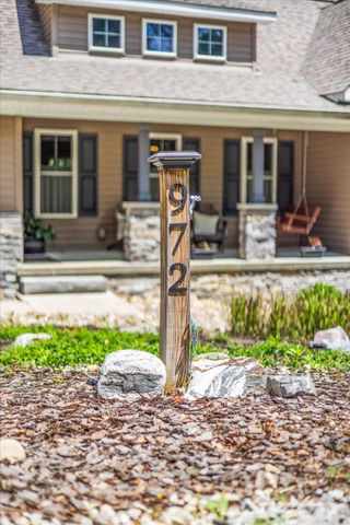 972 Sauk Lane, Hide A Way Hills, OH 43107