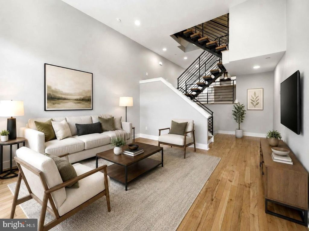 2313 ELLSWORTH ST, Philadelphia, PA 19146