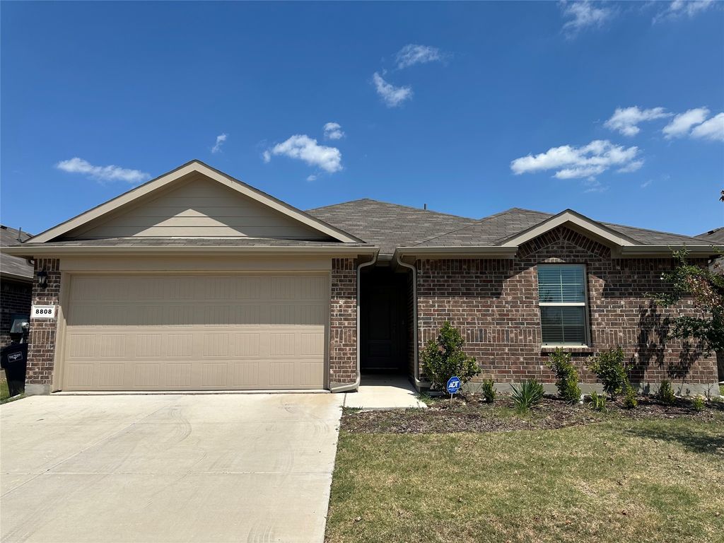 8808 Playmoor Drive, Fort Worth, TX 76131