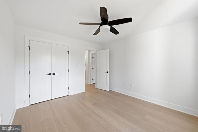 840 N BURLINGTON ST, Arlington, VA 22203