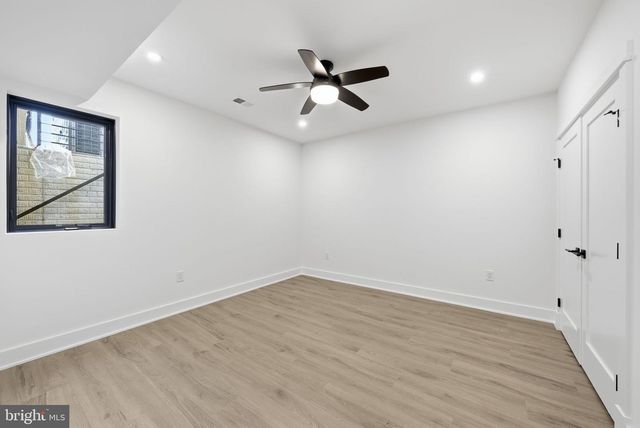 840 N BURLINGTON ST, Arlington, VA 22203