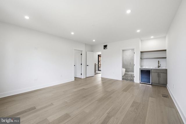 840 N BURLINGTON ST, Arlington, VA 22203