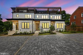 840 N BURLINGTON ST, Arlington, VA 22203