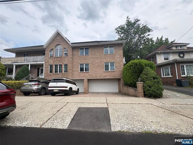 476 Highland Avenue right, Palisades Park, NJ 07650