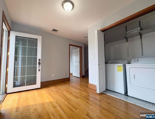 476 Highland Avenue right, Palisades Park, NJ 07650