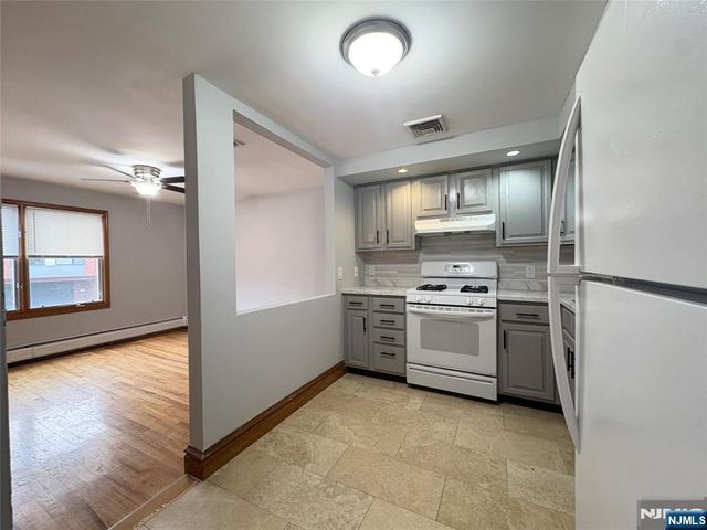 476 Highland Avenue right, Palisades Park, NJ 07650