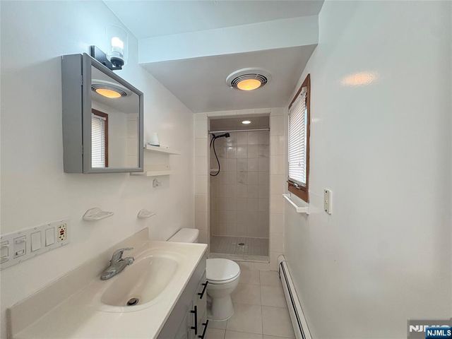 476 Highland Avenue right, Palisades Park, NJ 07650