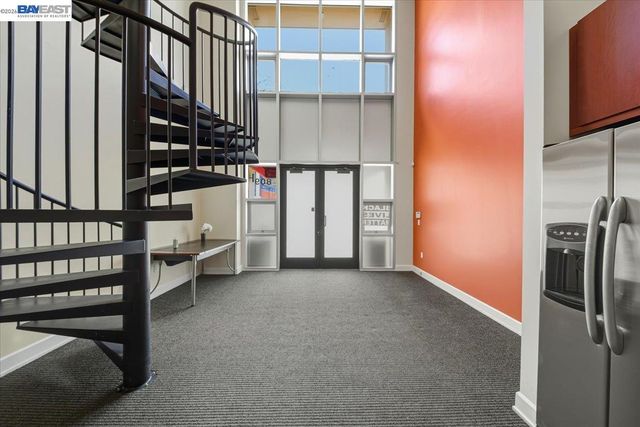 809 Clay, Oakland, CA 94607