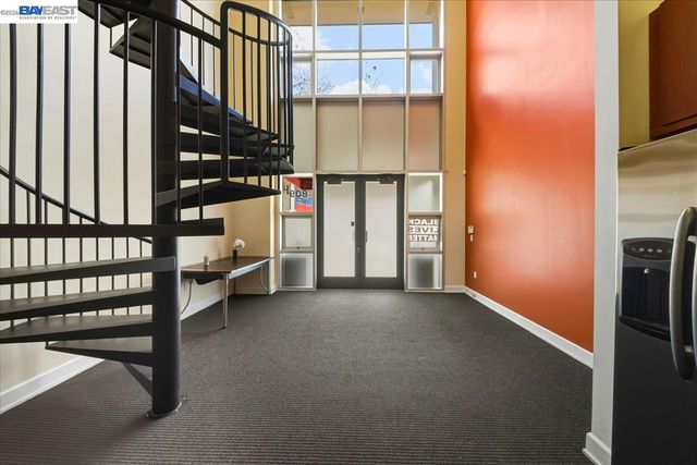 809 Clay, Oakland, CA 94607