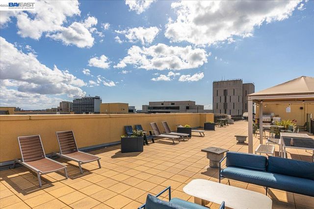 809 Clay, Oakland, CA 94607