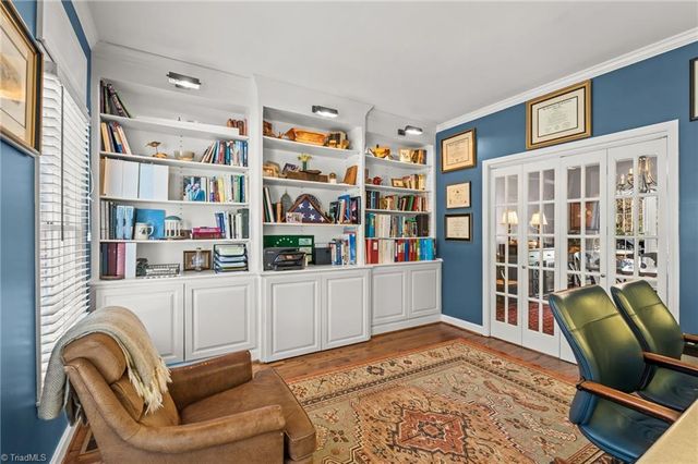 900 W Lexington Avenue, High Point, NC 27262