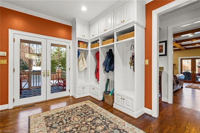 900 W Lexington Avenue, High Point, NC 27262