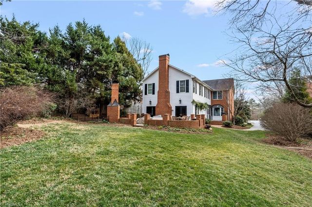 900 W Lexington Avenue, High Point, NC 27262