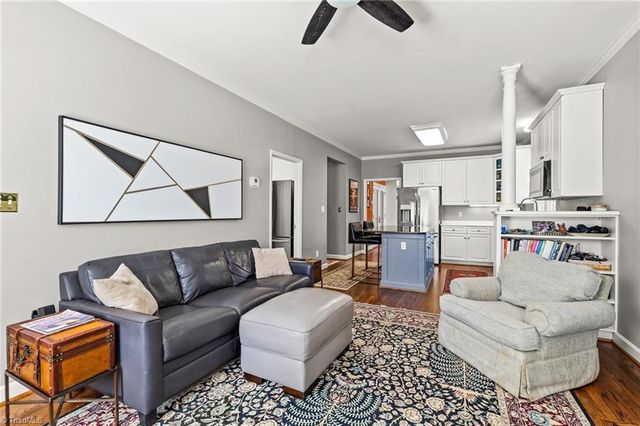 900 W Lexington Avenue, High Point, NC 27262