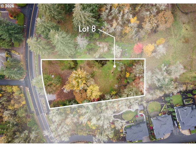 13586 GOODALL Rd 8, Lake Oswego, OR 97034