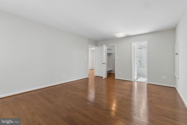 11451 HUNTSMAN DR, Manassas, VA 20112