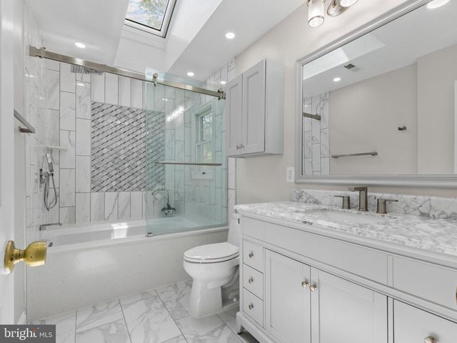 11451 HUNTSMAN DR, Manassas, VA 20112