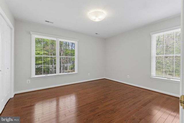 11451 HUNTSMAN DR, Manassas, VA 20112